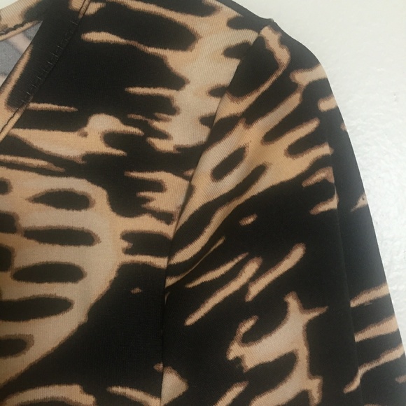 Printed Bodycon Dress - Picture 3 of 3